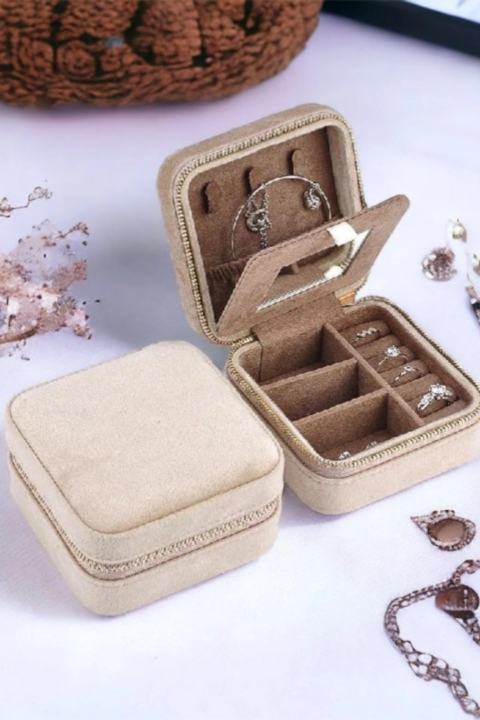 Velvet Jewelry Boxes - Square