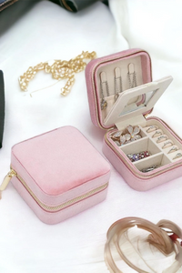 Velvet Jewelry Boxes - Square