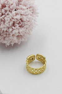 Criss Cross Adjustable Ring