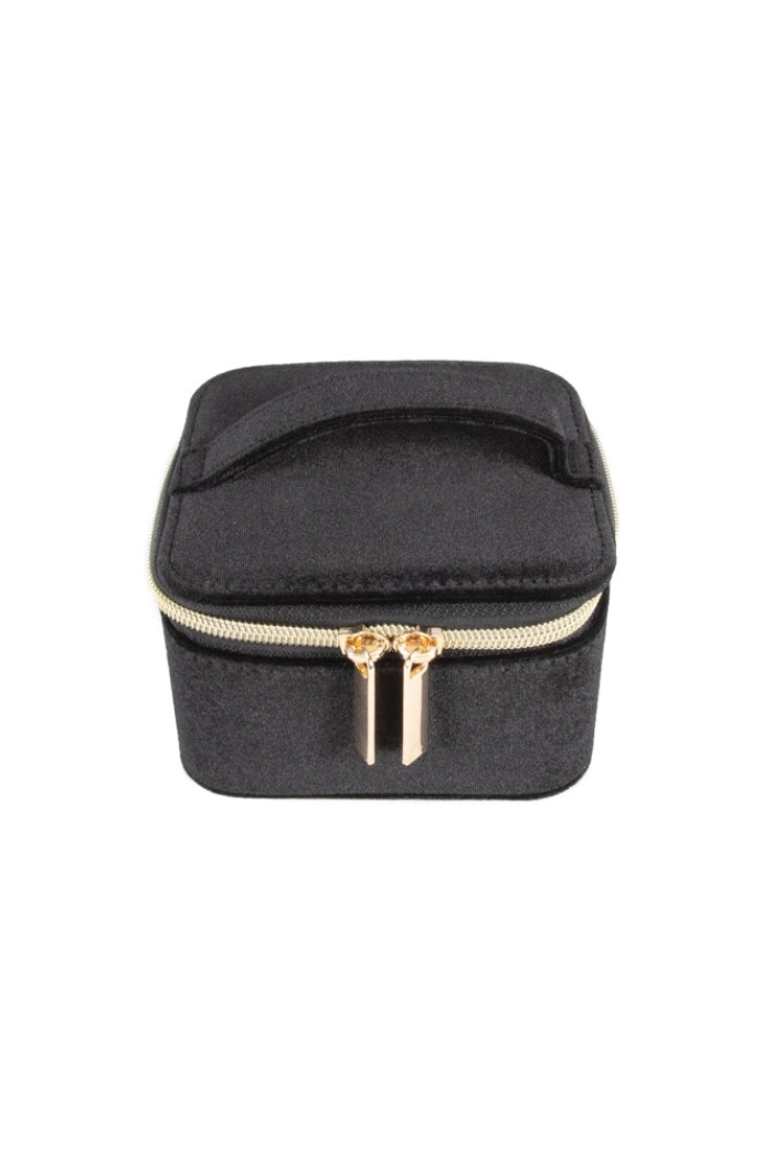 Vera Travel Jewelry Case