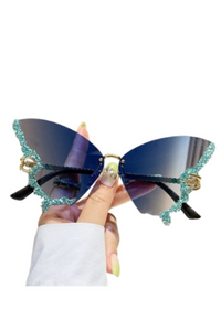 Stylish Large Frame Butterfly Diamond Sunglasses